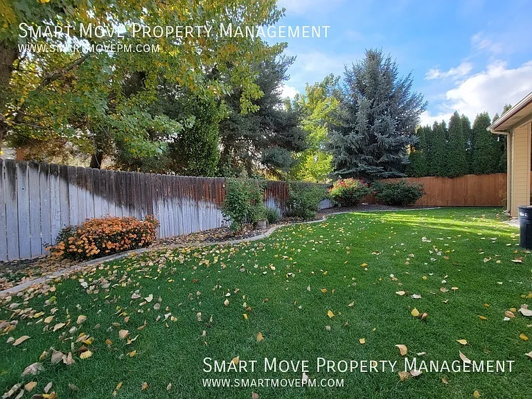 1096 N Glenabby Pl — Photo 27
