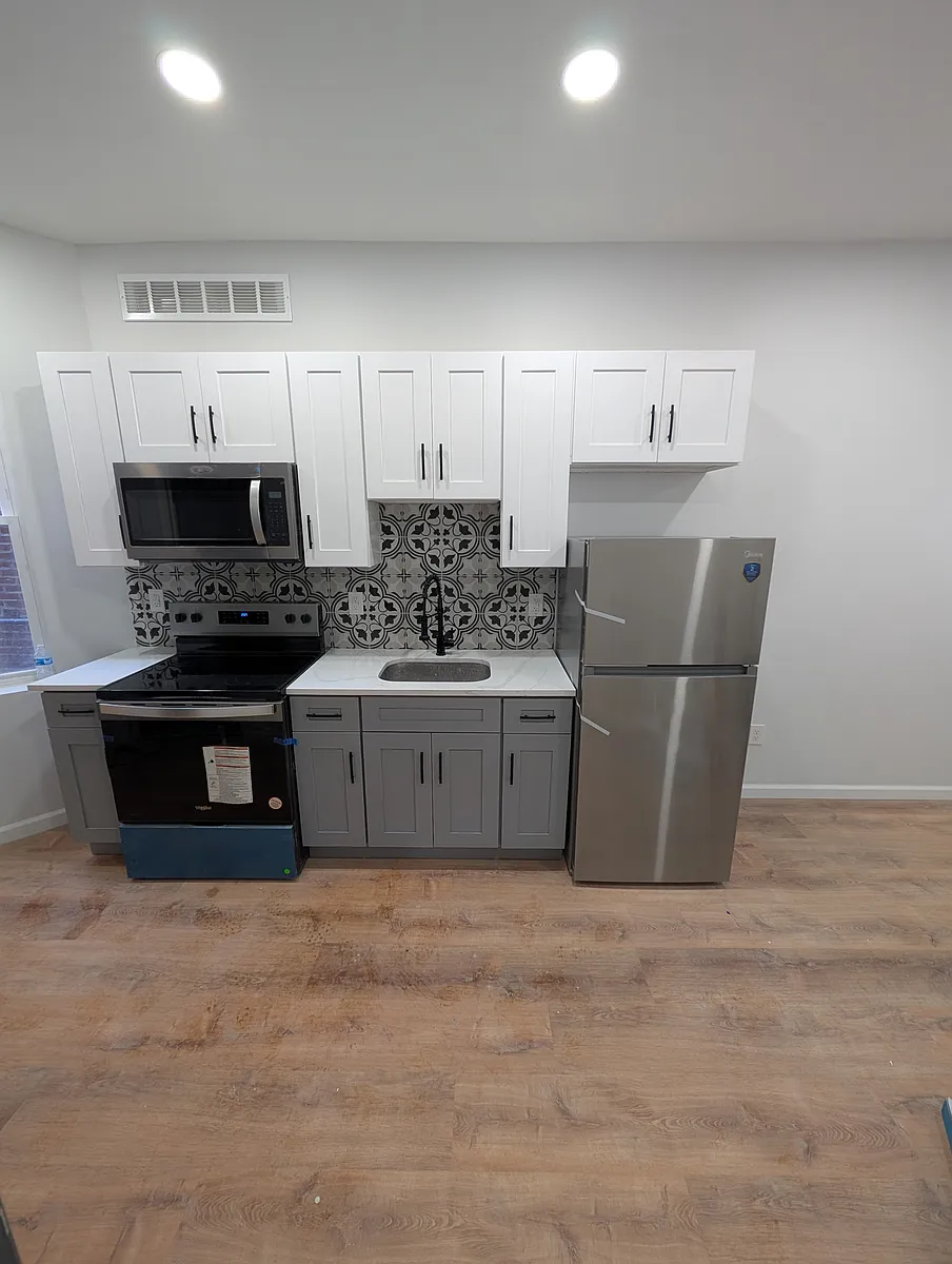 Building Photo - 224 S Millick St #1
