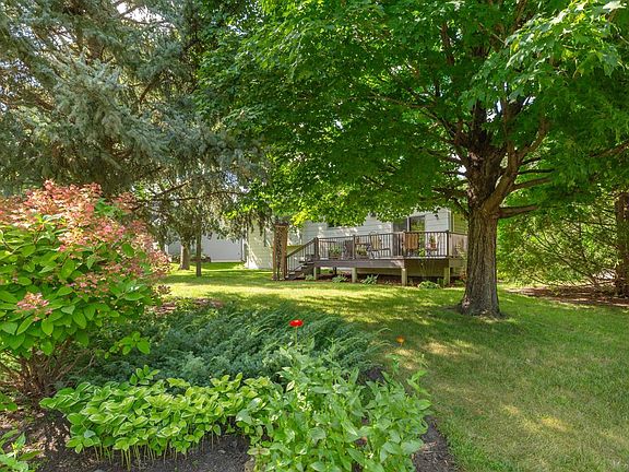 5th image of 920 Aldrich Dr