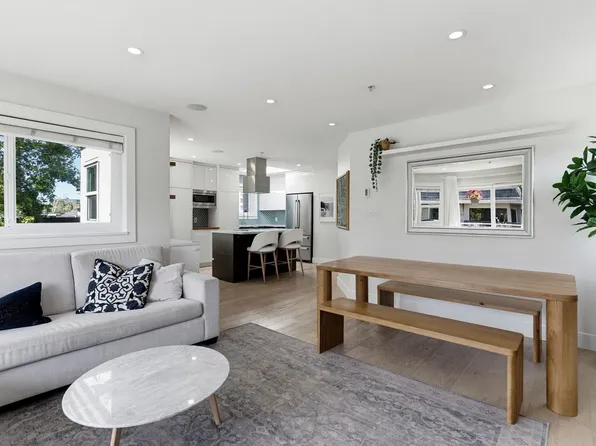 1206 W 14th Ave #407, Vancouver, BC V6H 1P9
