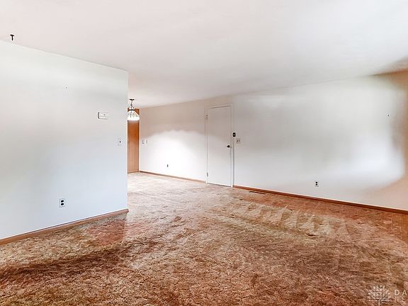 5th image of 4440 Mahler Dr