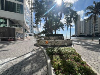 335 Biscayne Blvd #2408, Miami, FL, 33131