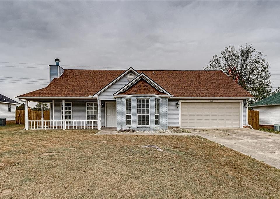 1st image of 1216 Topaz Way