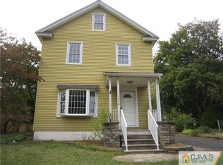 115 Main St, Helmetta, NJ 08828