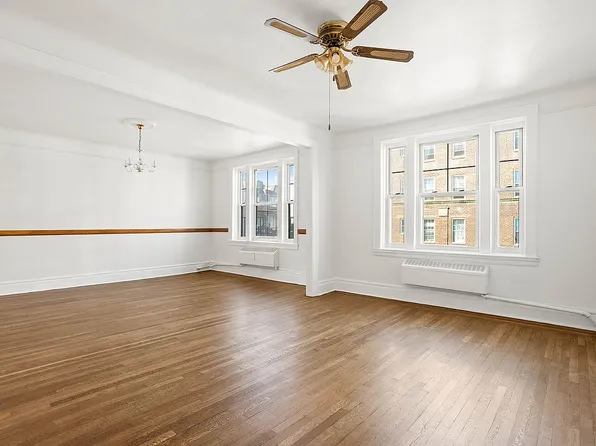 35-55 78th St APT 42, Queens, NY 11372