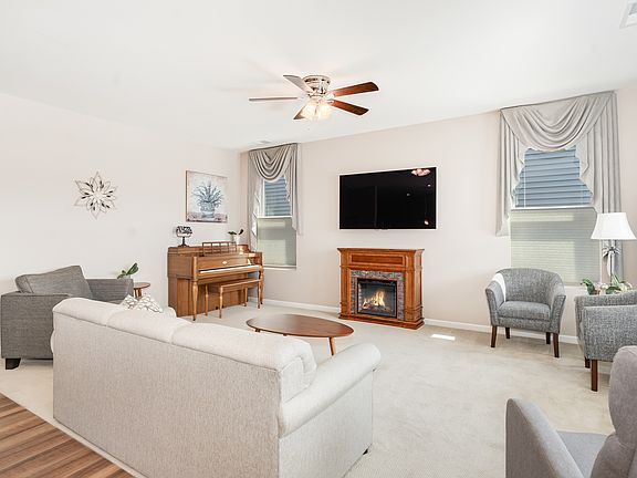 5th image of 3178 Sweetgrass Cir