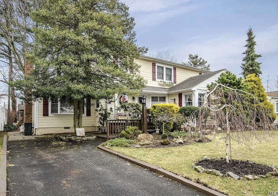 1st image of 477 Steven Ave