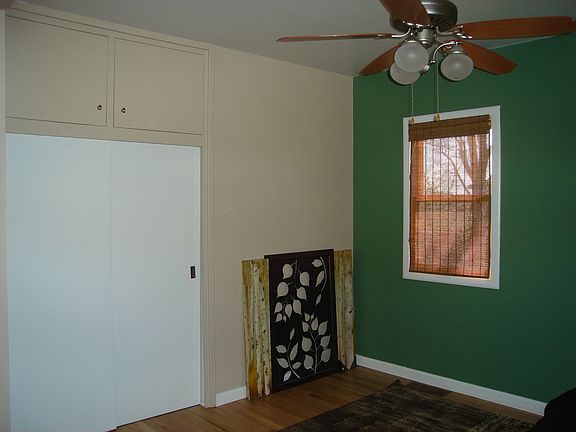1st bedroom