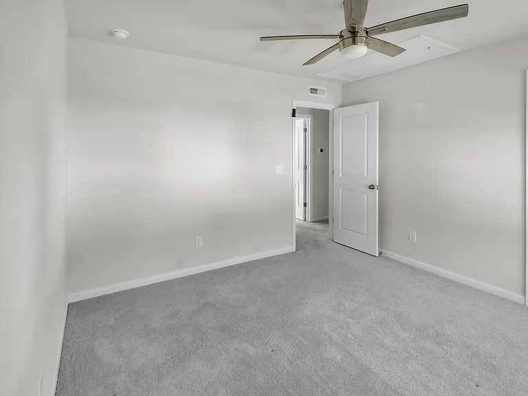 456 Willard Wds Dr — Photo 13
