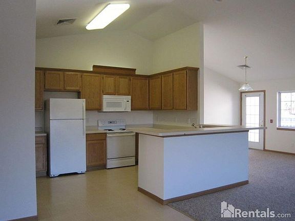 3rd image of 3326 Leopold Way APT C