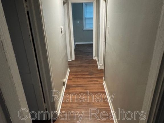 3rd image of 3616 N Lloyd Cir