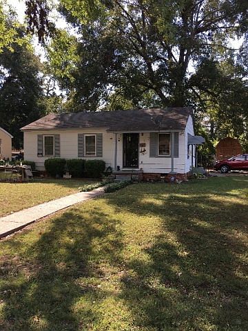1st image of 1103 Macarthur St