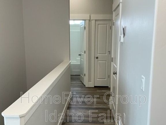 5th image of 3700 Ola Vista Ave