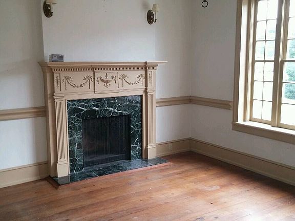 2nd image of 606 Central Ave