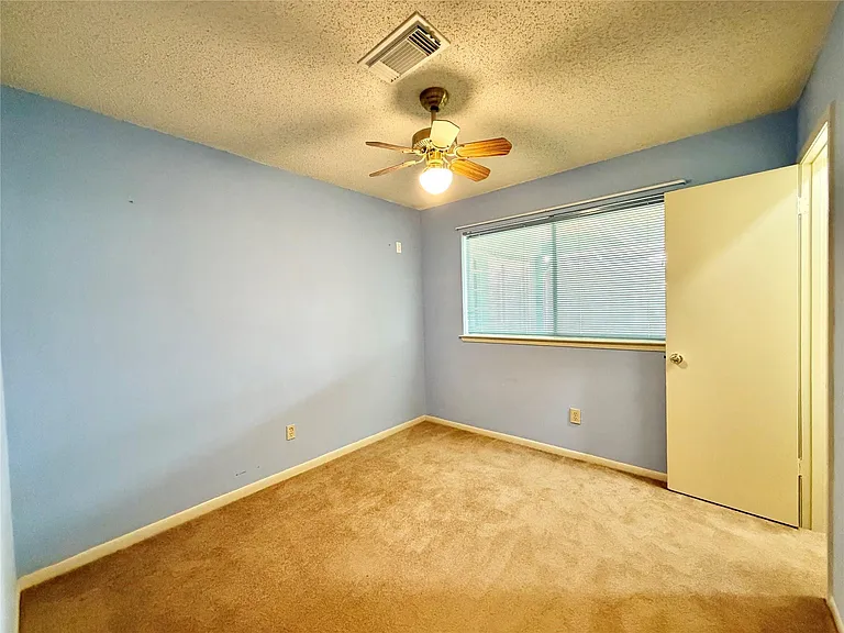 13323 Wells River Dr — Photo 18