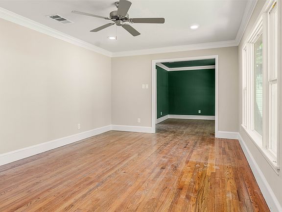 5th image of 4104 Austin Ave