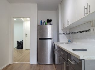 906 Gates Ave #1R, Brooklyn, NY 11221
