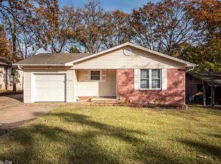 9106 Woodbine St, Sherwood, AR 72120