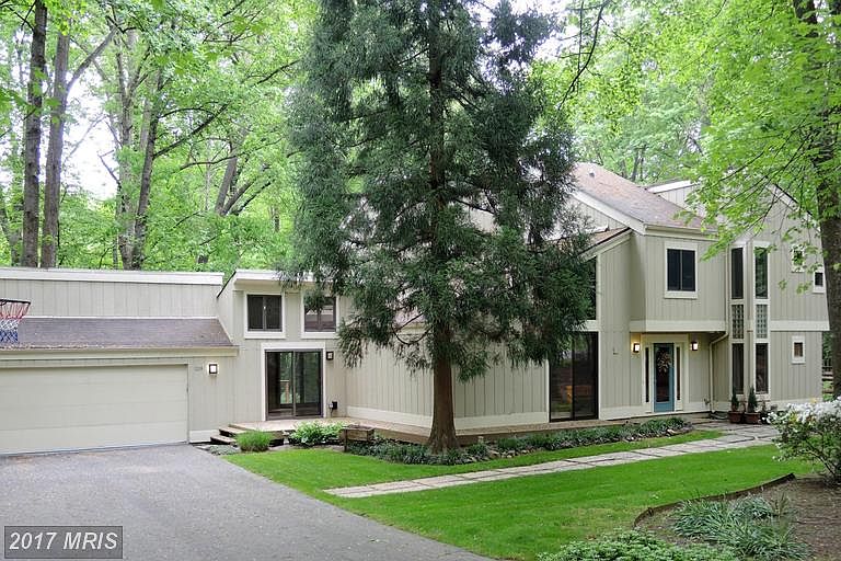 1st image of 3209 Cobb Hill Ln