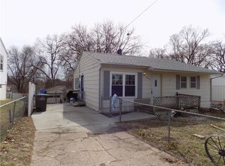 2537 Morton Ave, Des Moines, IA 50317