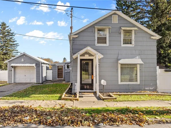 20 High St, Lyons, NY 14489