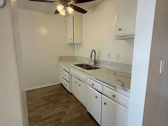 5th image of 15843 Sierra Vista Ct #9
