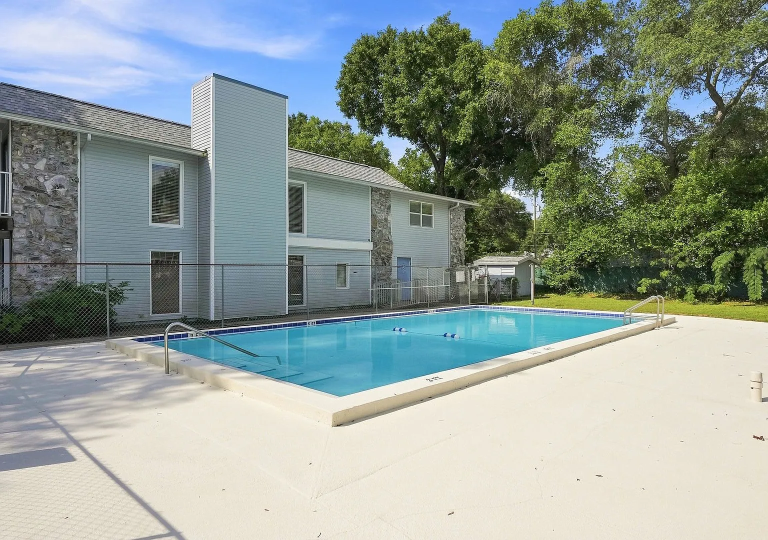 CPN-College Park Condominium — Photo 3