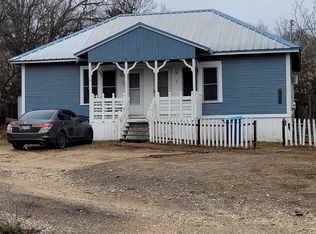 1410 2nd St #1, Kerrville, TX 78028