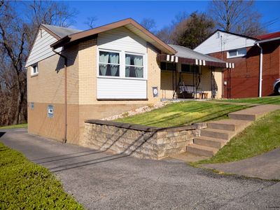 409 Kingston Dr, Pittsburgh, PA, 15235