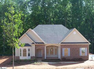 144 Waltzing Vine Ln, Williamston, SC 29697