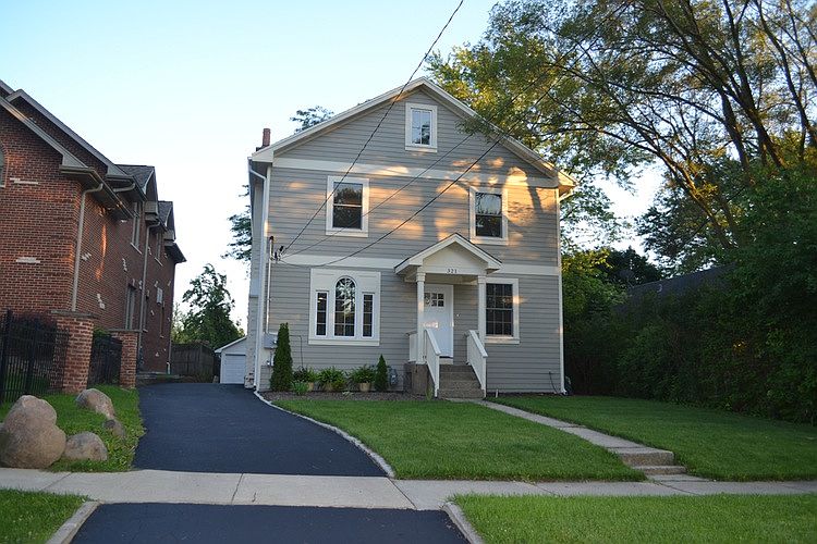 1st image of 321 Euclid Ave #2