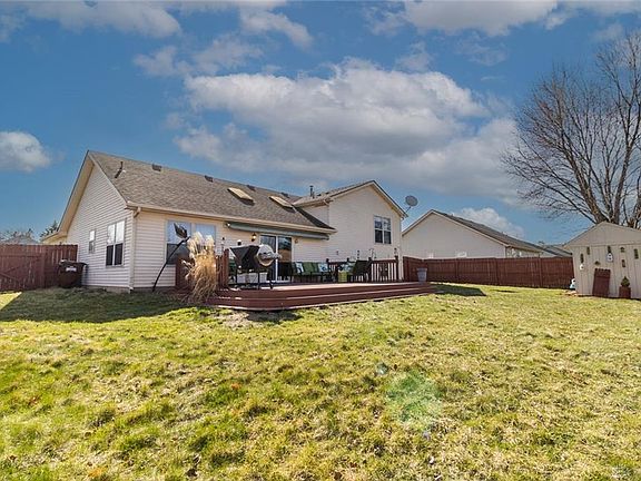 2nd image of 102 Krug Dr