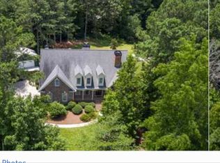 225 Gabriel Dr, Roswell, GA 30075