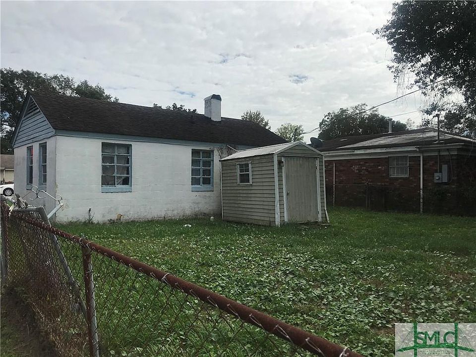 2nd image of 801 Lynah St