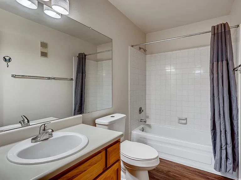 205 Wright St #301 — Photo 6