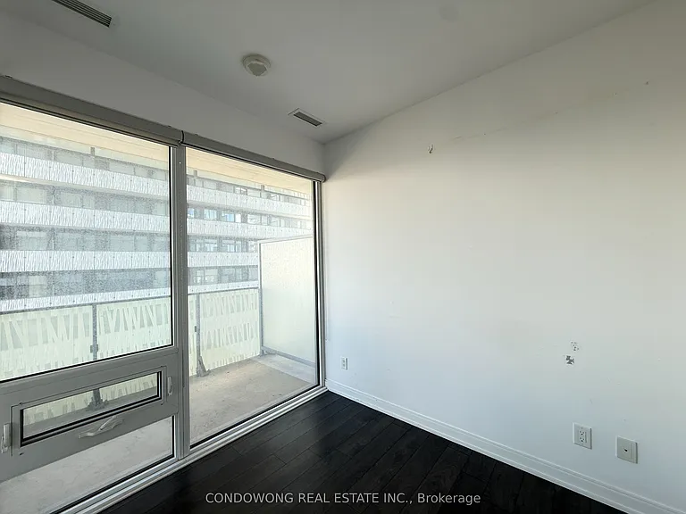 42 Charles St E #2609 — Photo 8