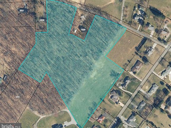3rd image of Hoffman Mill Rd