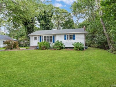 38 Barclay Road, Mastic Beach, NY, 11951