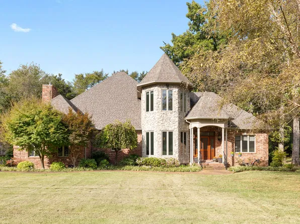 142 Laural Hill Dr, Smyrna, TN 37167