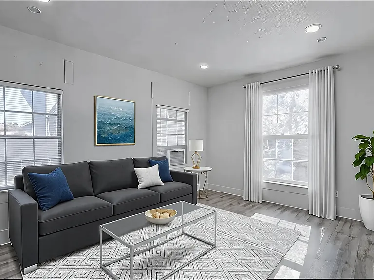 121 W Moore St #101 — Photo 5