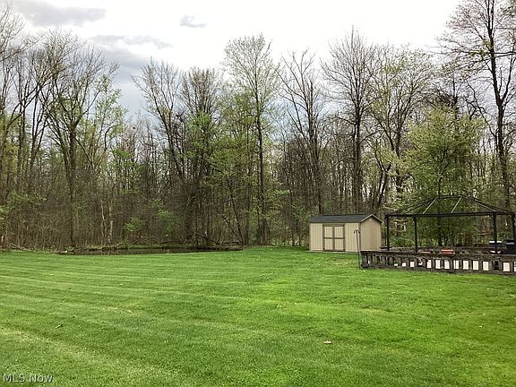 3rd image of 31250 Woodcrest Dr