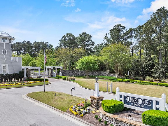 5th image of 201 Seagrass Court