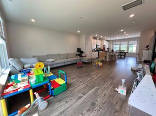 1002 Manorhaven Dr, Durham, NC 27703