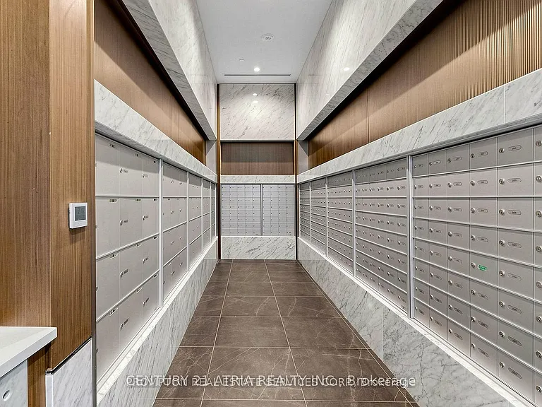 18 Esther Shiner Blvd #2211 — Photo 4