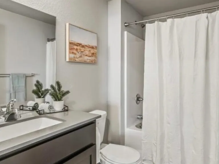Meadowbrook Condos Hudson — Photo 5