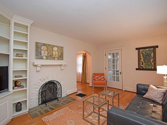 2nd image of 3306 Claramont Ave