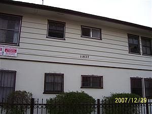 1st image of 11827 S Figueroa St APT 3