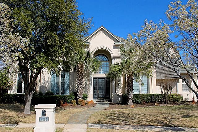 1st image of 4700 Redwood Ct