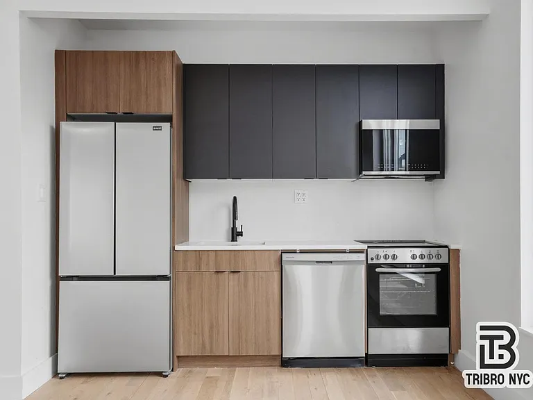 269 Winthrop St #2R — Photo 2
