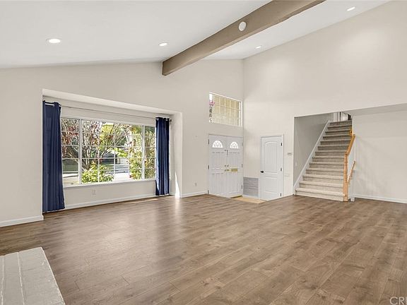 4th image of 24045 Avenida Entrana